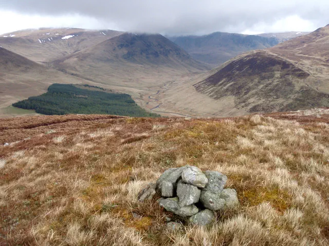 Cairn Doos - Perth and Kinross